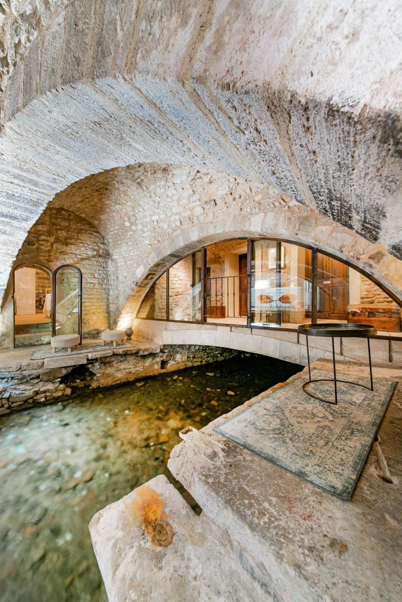 La Prevote - Hotel Particulier & Restaurant L'Isle-sur-la-Sorgue Exterior photo